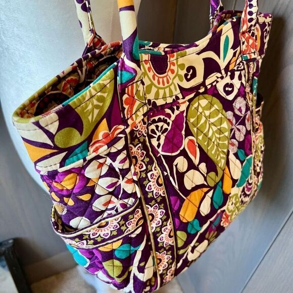 VERA BRADLEY Shoulder Bag Tote Plum Crazy Medium - Picture 4 of 9